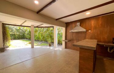 Casa en Residencial Hacienda Los Reyes ideal para quienes buscan privacidad y exclusividad