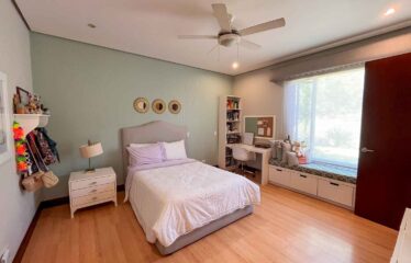 Casa en alquiler dentro del exclusivo residencial Hacienda Los Reyes