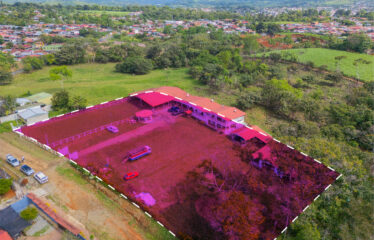 Casa con corral profesional para los amantes de los caballos