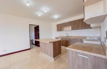 Apartamento con 2 Hectáreas de Bosque en Heredia